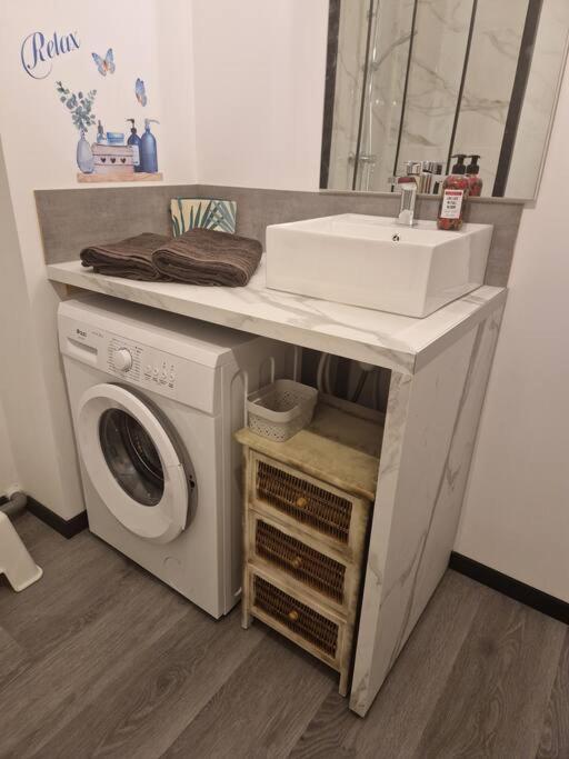Le Carnot Appartement Montceau-les-Mines Buitenkant foto