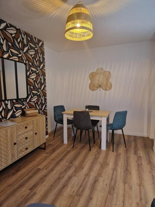 Le Carnot Appartement Montceau-les-Mines Buitenkant foto
