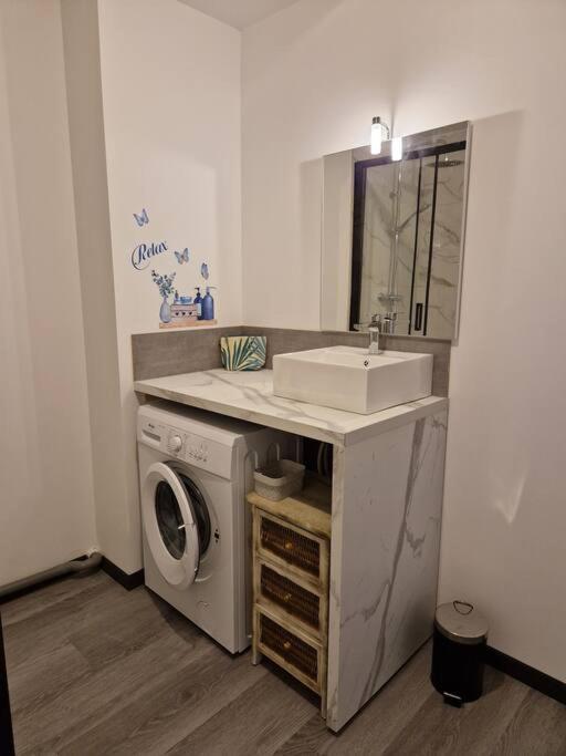 Le Carnot Appartement Montceau-les-Mines Buitenkant foto